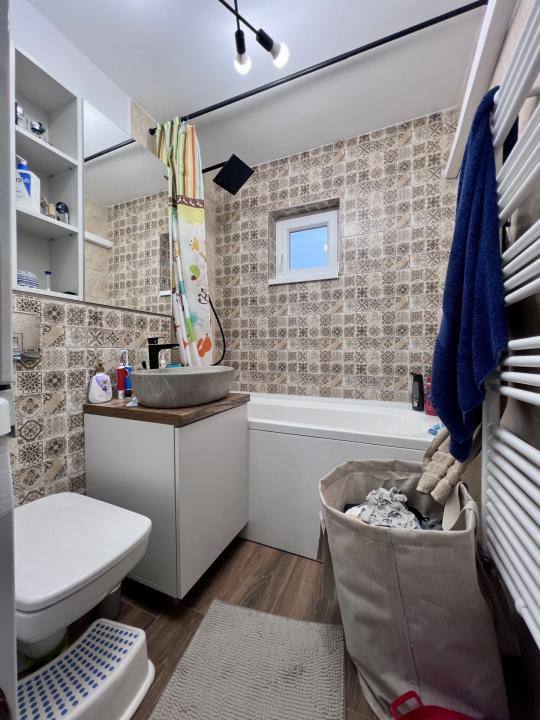  Apartament modern, 2 camere, 70 mp, mobilat si utilat - zona Dambovita