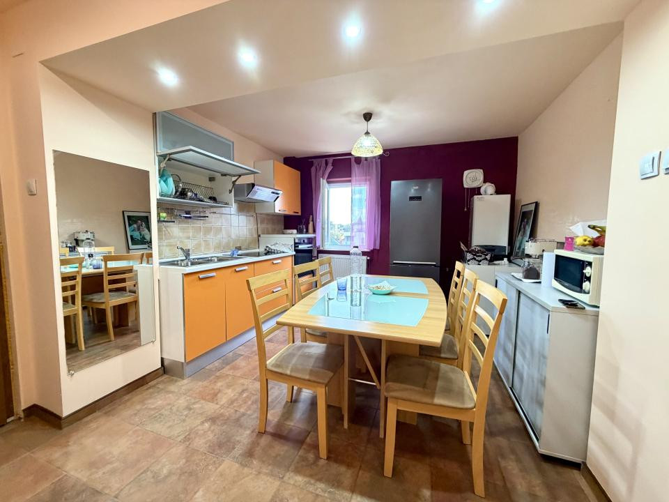 Apartament 2 camere, 50 mp utili, etaj 3 - Zona Aradului