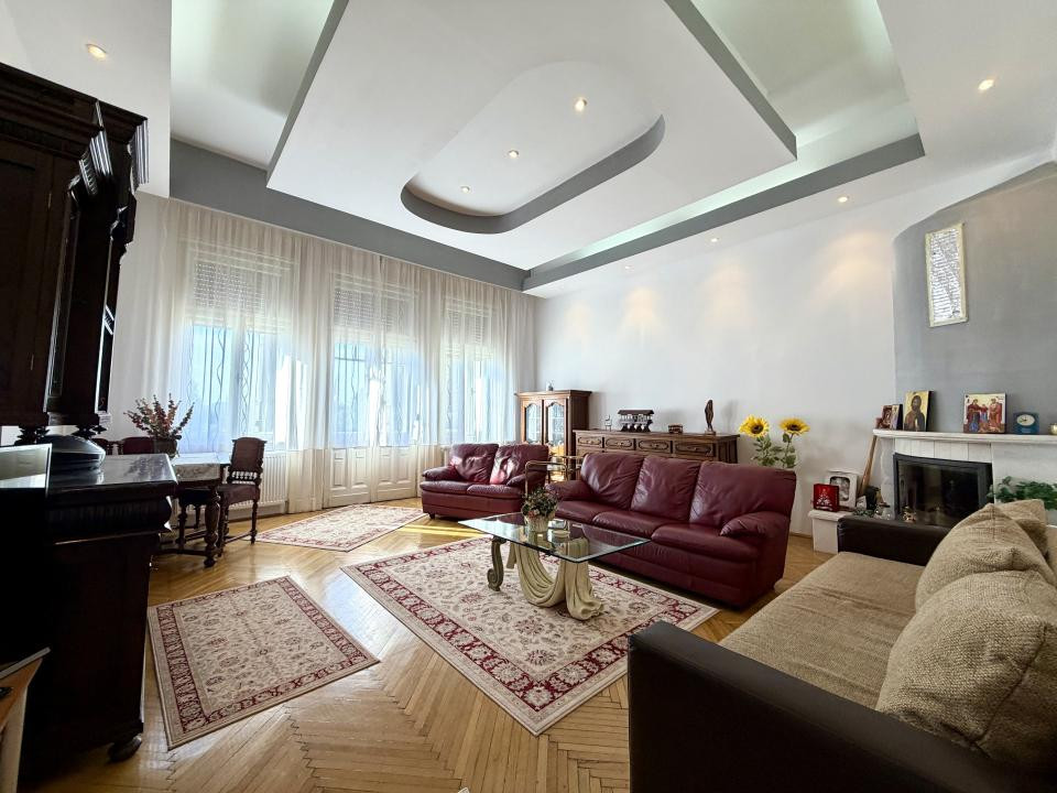 Apartament central, 156 mp utili, 4 camere - Centru Timisoara