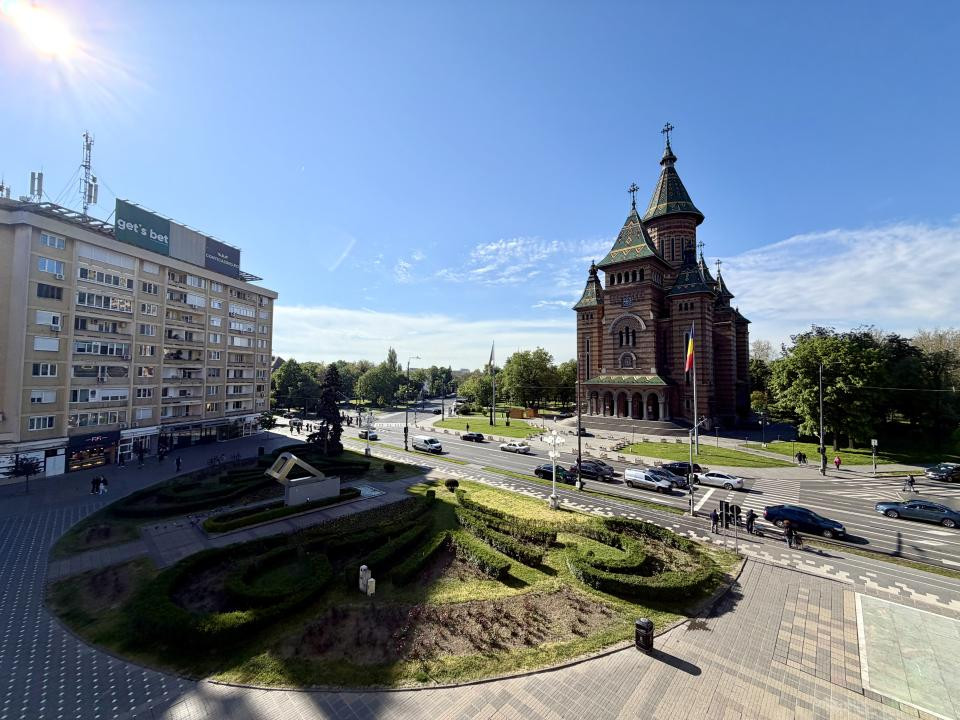 Apartament central, 156 mp utili, 4 camere - Centru Timisoara