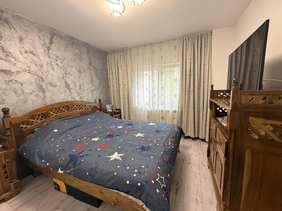 Apartamament 3 camere, 63 mp utili +balcon, etaj 2 - Soarelui