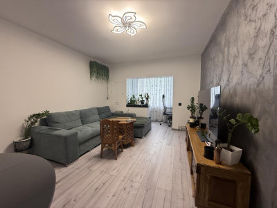 Apartament 3 camere, 63 mp utili +balcon, etaj 2 - Soarelui