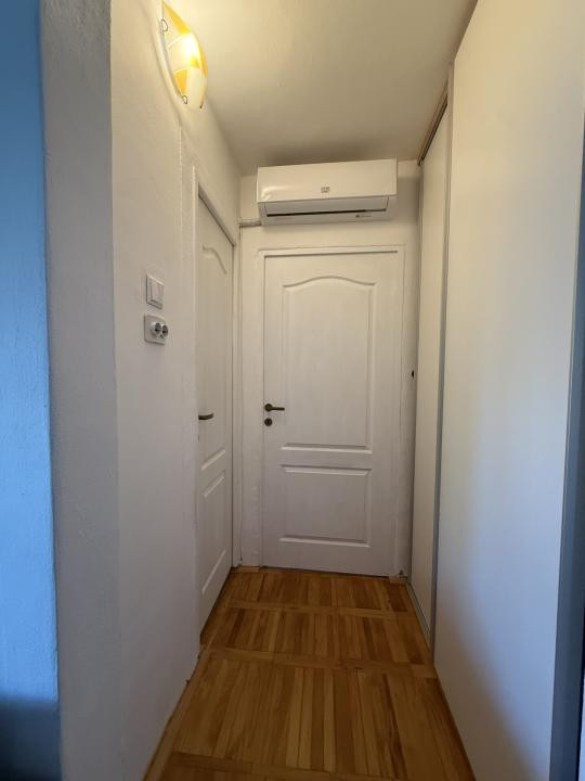 Apartament 2 camere, 50 mp utili plus balcon, etaj 4 din 5 - Girocului