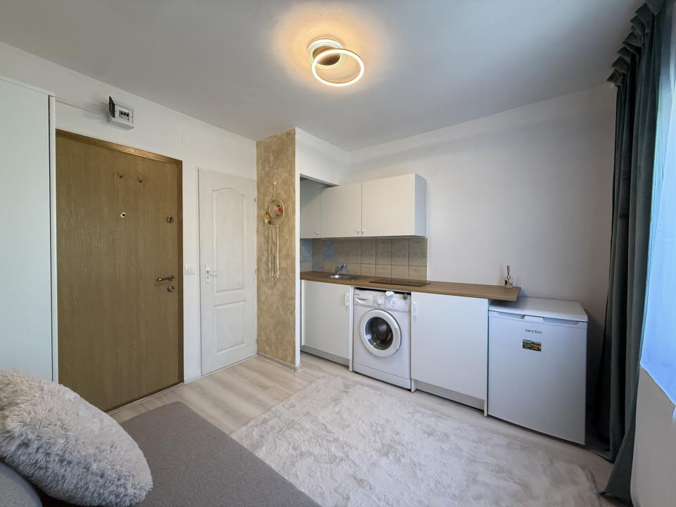 Garsoniera renovata, 13 mp, complet mobilata si utilata - Soarelui