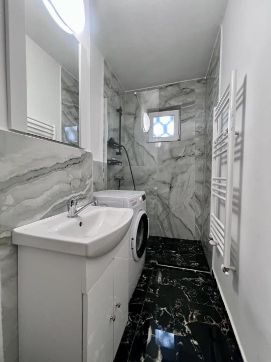  Apartament 3 camere, 52 mp utili, etaj 4 - zona Cetatii