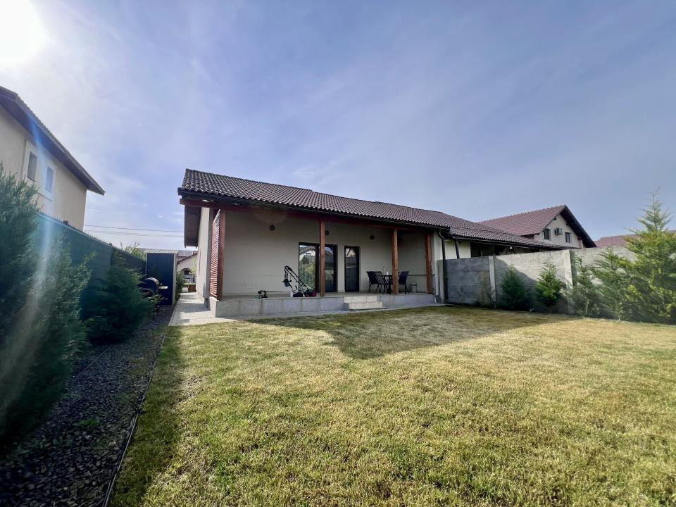 Duplex modern, 3 camere, 68mp utili - Mosnita Noua