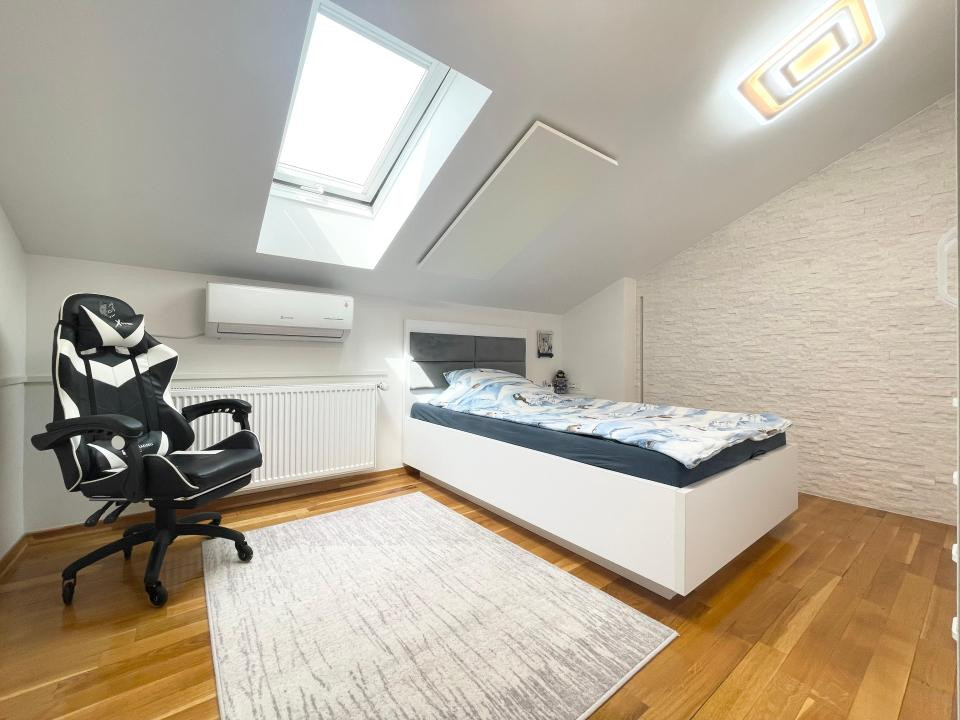 Casa individuala 122mp, 879mp teren - Calea Martirilor