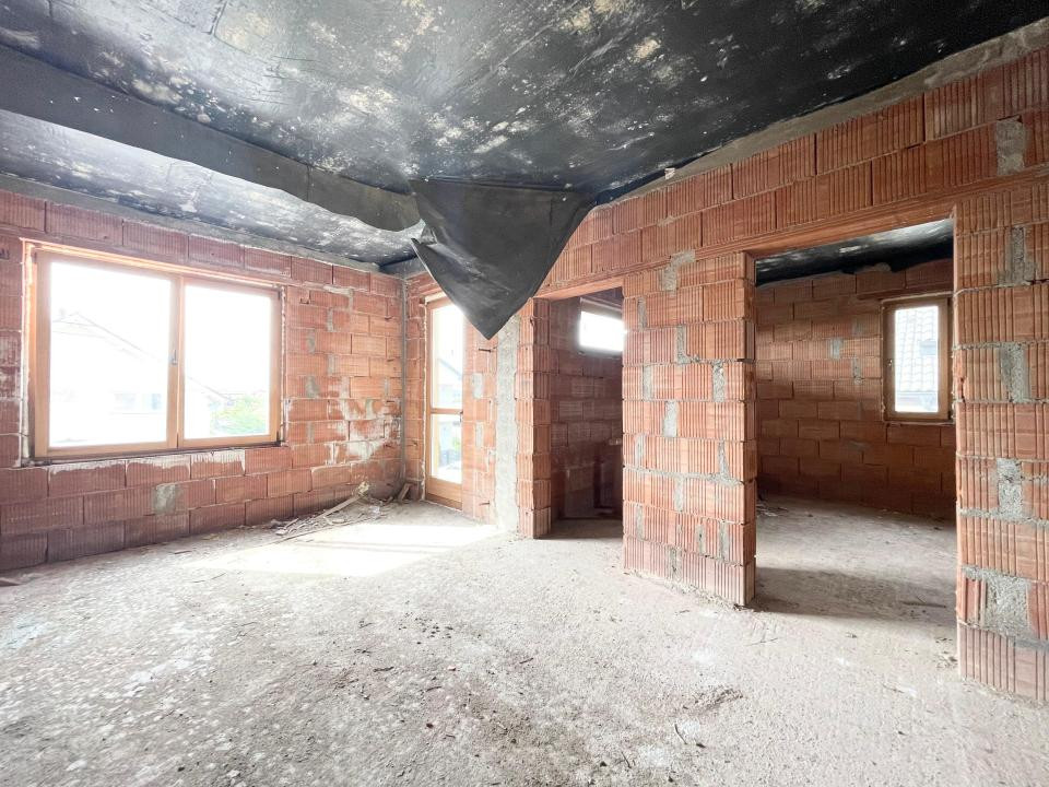 Duplex cu garaj 144mp utili, 340mp teren - Mosnita Noua