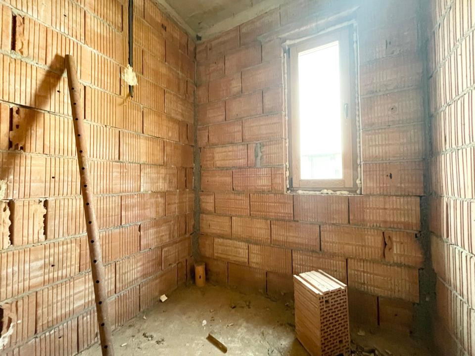 Duplex cu garaj 144mp utili, 340mp teren - Mosnita Noua