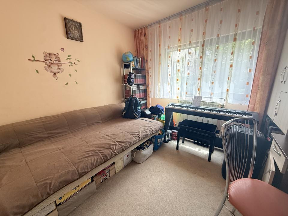 Apartament 3 camere, decomandat, 65 mp utili  - Girocului