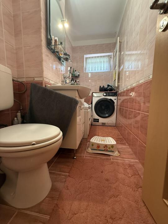 Apartament 3 camere, decomandat, 65 mp utili  - Girocului