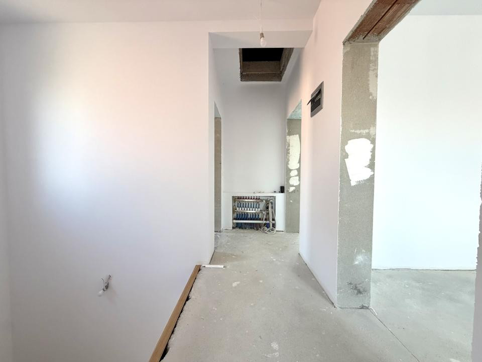 Duplex elegant, 5 camere, 132 mp utili, 266 mp teren - Dumbravita