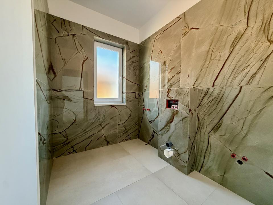 Duplex elegant, 5 camere, 132 mp utili, 266 mp teren - Dumbravita