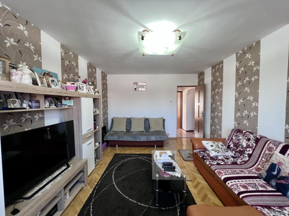  Apartament 2 camere, decomandat, 53 mp utili - Girocului