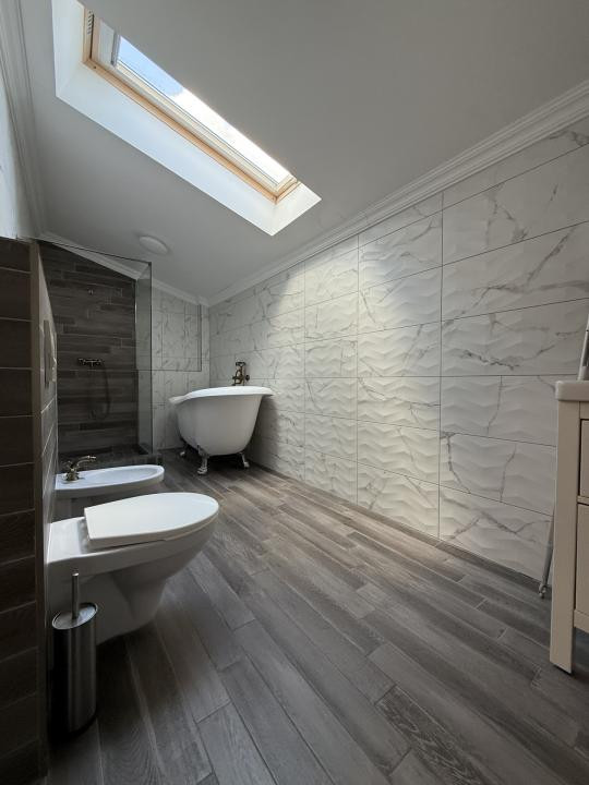 Apartament lux, 4 camere, 117 mp utili, 2 balcoane, 2 locuri de parcare - Giroc