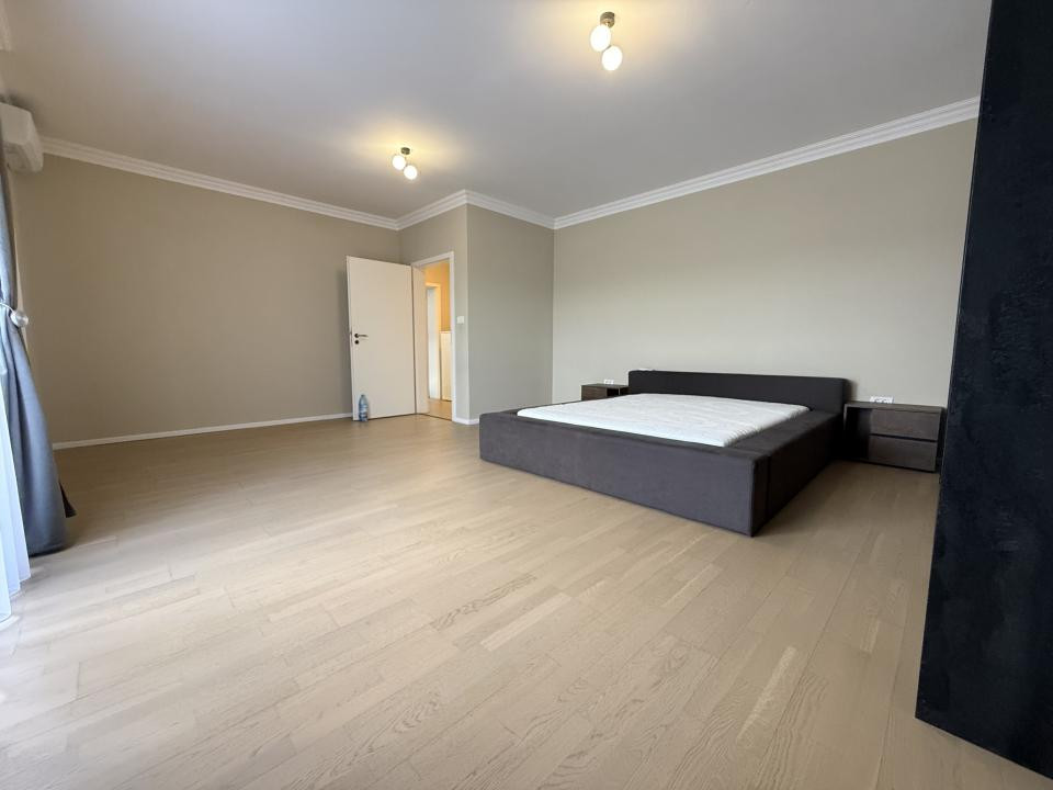 Apartament lux, 4 camere, 117 mp utili, 2 balcoane, 2 locuri de parcare - Giroc