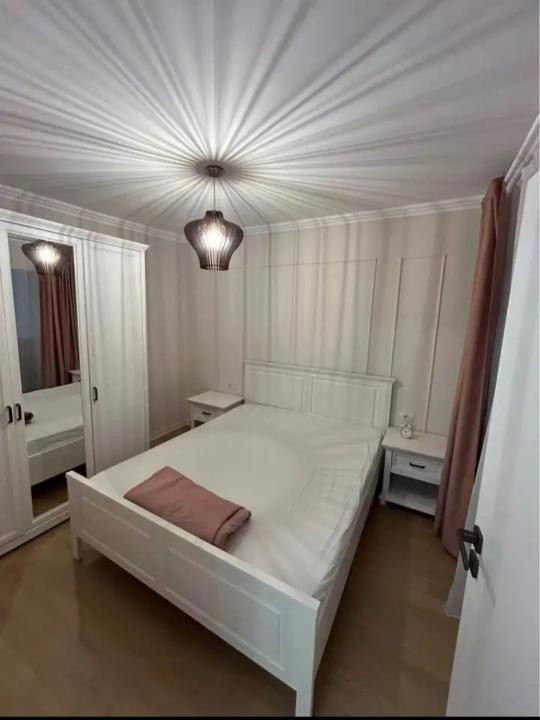 Apartament renovat, 2 camere, etaj 4 din 5 - Sagului