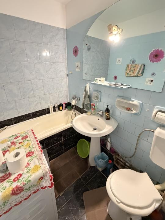 Apartament 2 camere, semidecomandat, mobilat in zona Balcescu 