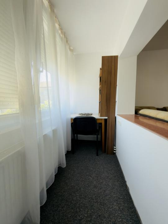 COMISION 0%  Apartament 2 camere, semidecomandat, etaj 3, zona Steaua 