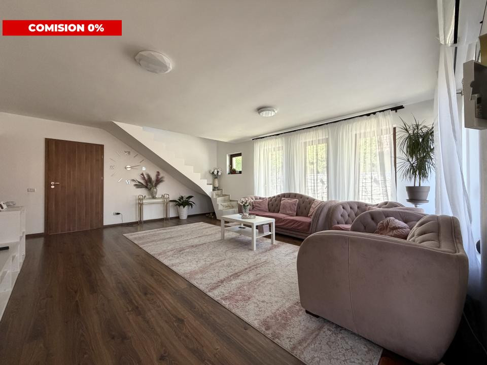 Casa individuala, 6 camere, 155 mp utili, 600 mp teren, garaj - Sacalaz