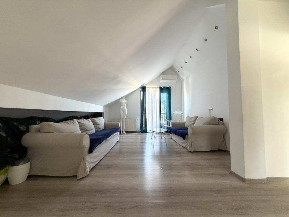 Casa individuala, 6 camere, 155 mp utili, 600 mp teren, garaj - Sacalaz