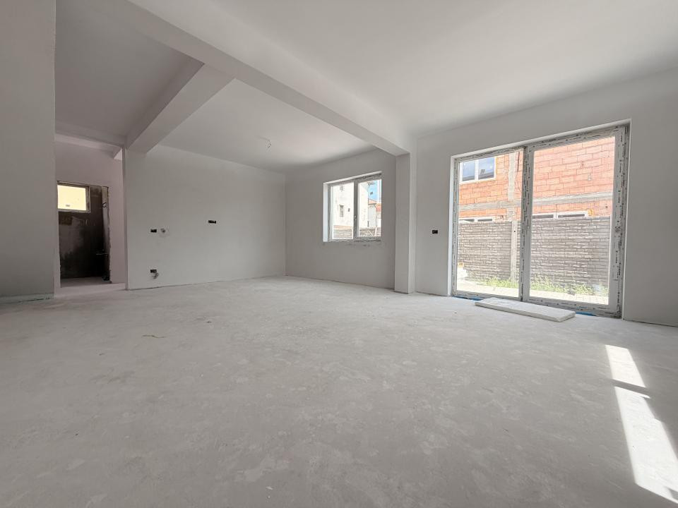 Comision 0%-Duplex 4 camere, 99 mp - Giroc