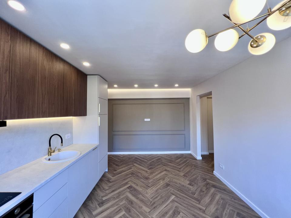  Apartament 3 camere, 52mp utili, etaj 4/7 - Zona Ultracentrala