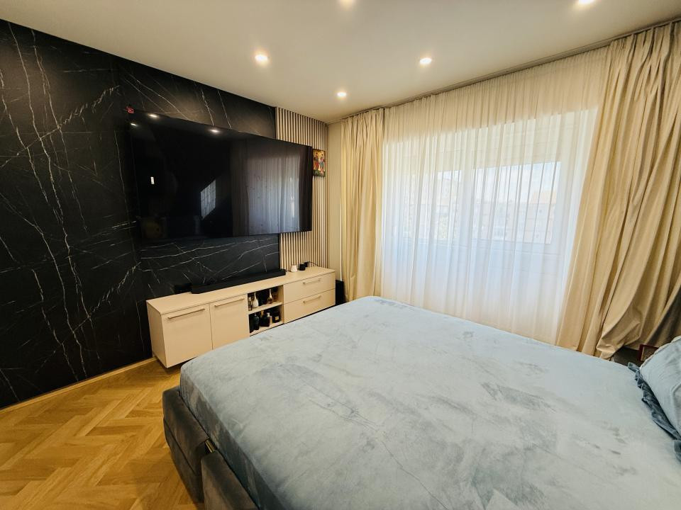 COMISION 0% Apartament 2 camere, decomandat, mobilat lux in Soarelui 