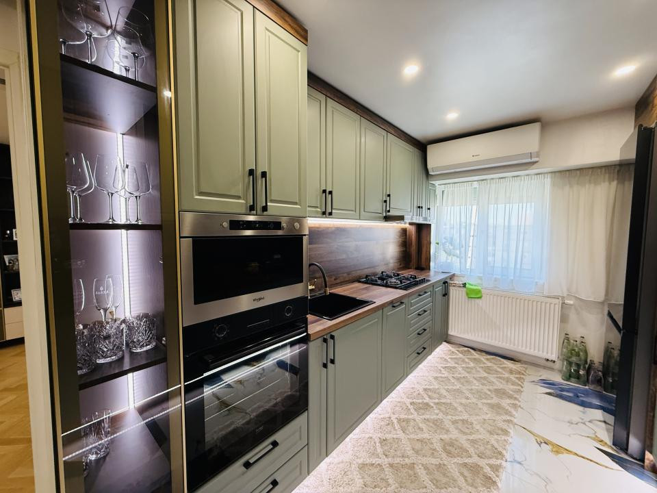 COMISION 0% Apartament 2 camere, decomandat, mobilat lux in Soarelui 