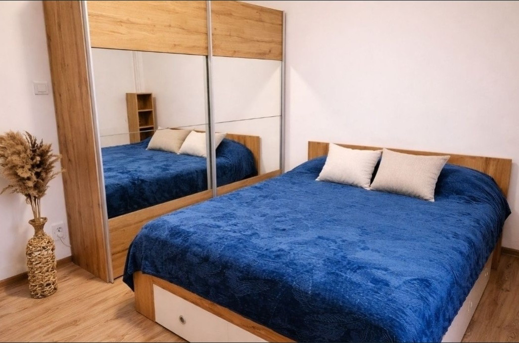 Apartement 2 camere, etaj 1, 52mp utili, zona Olimpia - Stadion 