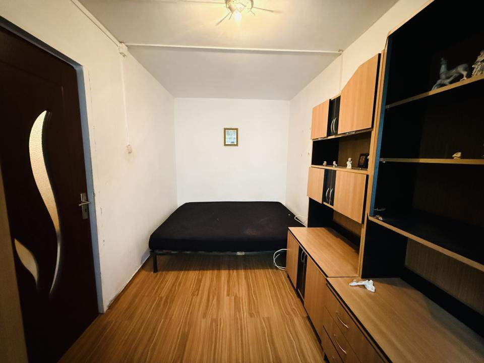 Apartament 2 camere, etaj 1, mobilat, zona Piata Doina 