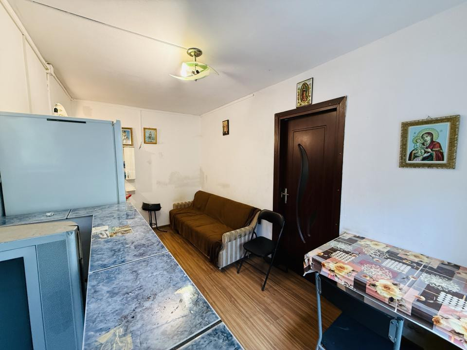 Apartament 2 camere, etaj 1, mobilat, zona Piata Doina 