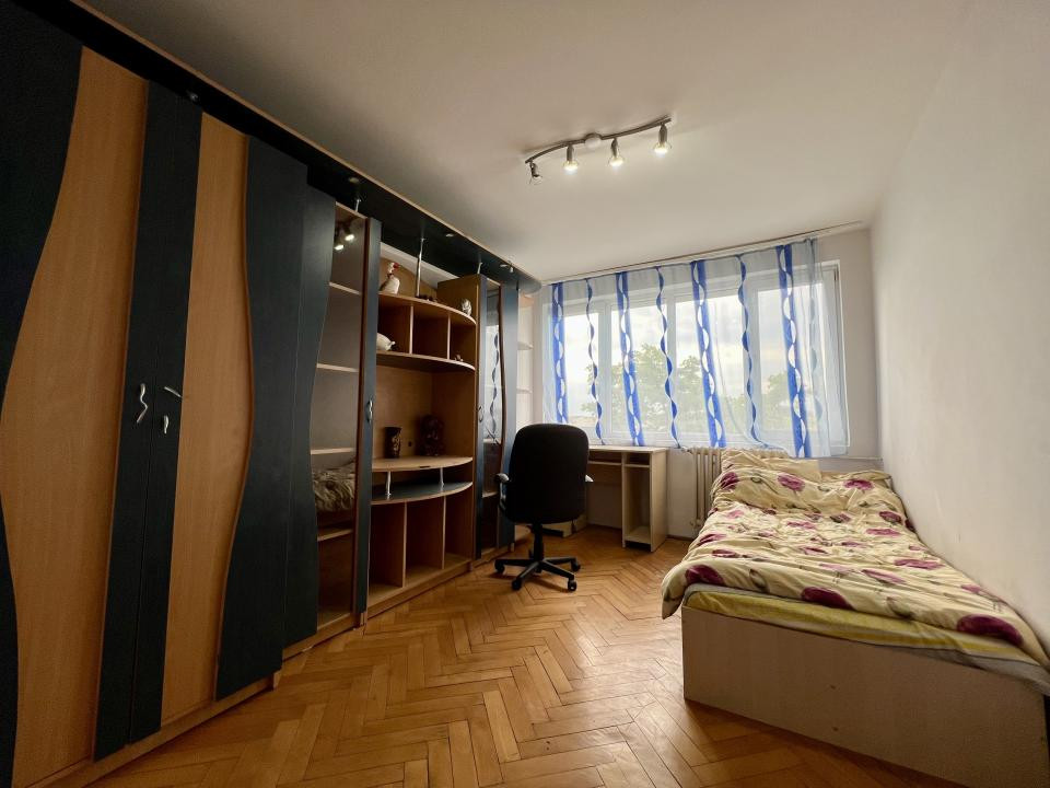  COMISION 0% Apartament 3 camere, 65 mp utili, etaj 5/10 - Zona Sagului