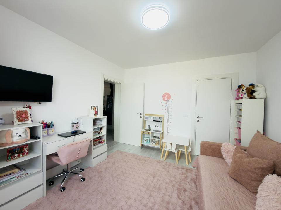 Apartament 3 camere, open space, etaj 3 - Giroc 