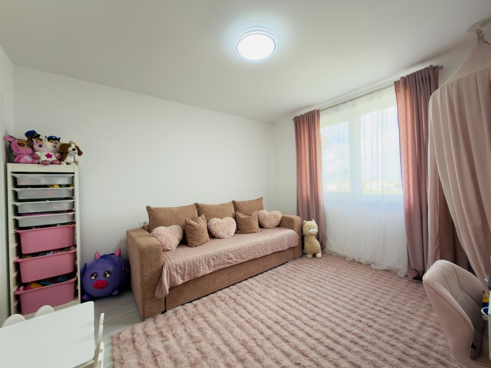 Apartament 3 camere, open space, etaj 3 - Giroc 