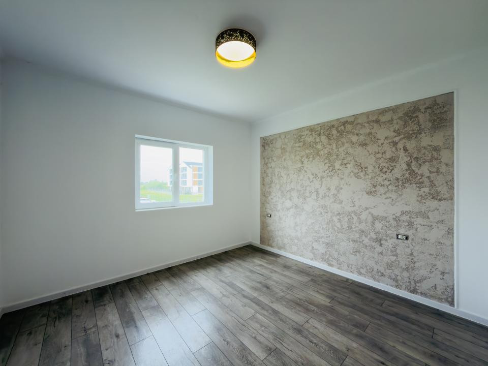 Apartament  3 camere, open space, etaj 1, zona Torontalului