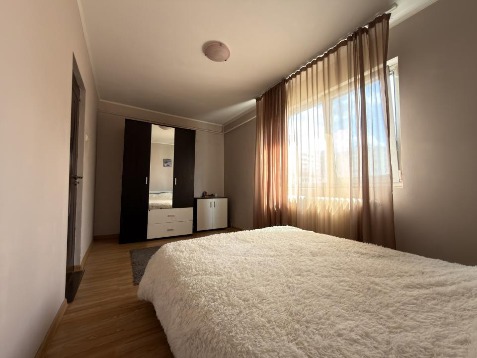 Apartament 3 camere, 42 mp, semi-decomandat - zona Dacia