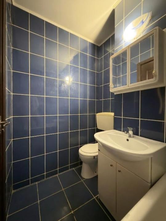 Apartament 3 camere, 42 mp, semi-decomandat - zona Dacia