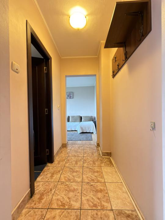 Apartament 3 camere, 42 mp, semi-decomandat - zona Dacia