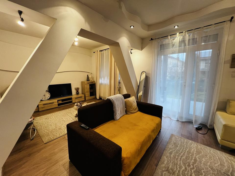 Vila 6 camere complet mobilata -320 mp Utili - Zona Bogdanestilor