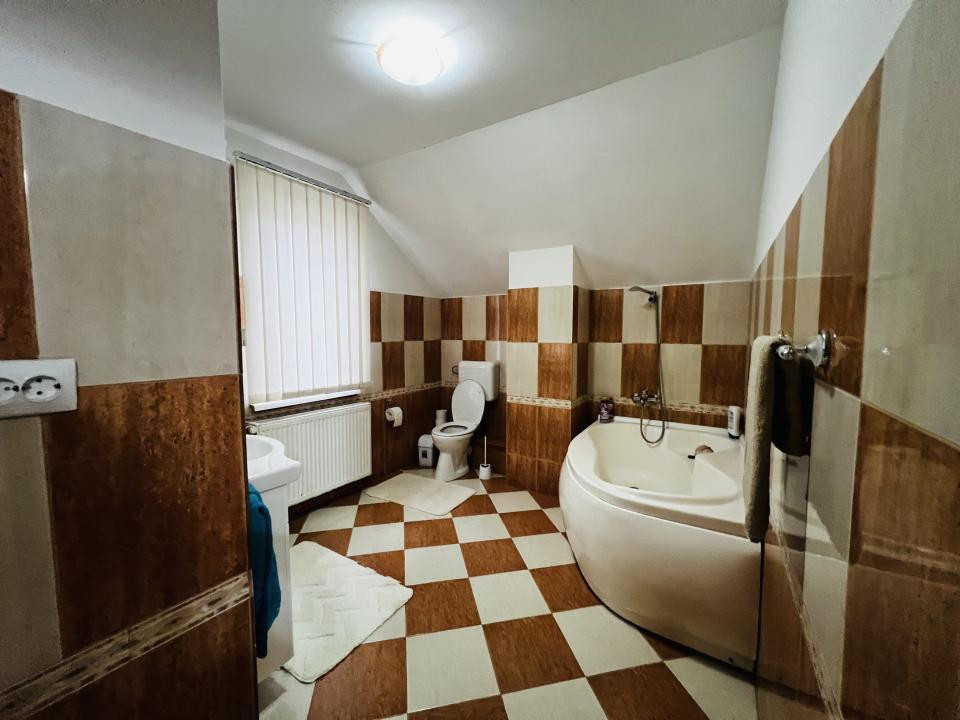Vila 6 camere complet mobilata -320 mp Utili - Zona Bogdanestilor
