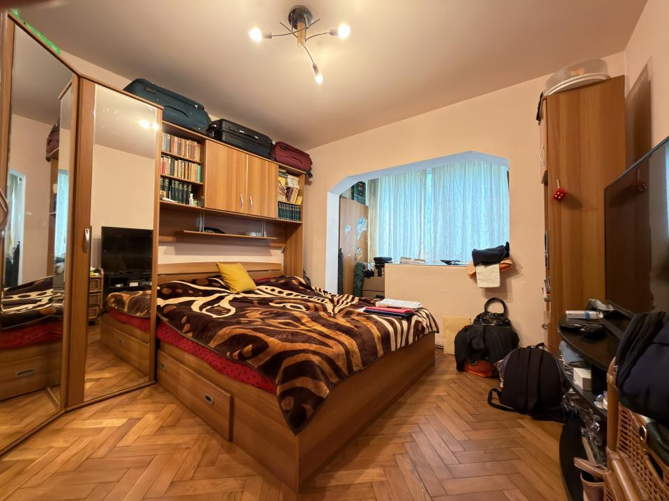 Apartament 3 camere, 63mp, etaj 1 - Zona Soarelui