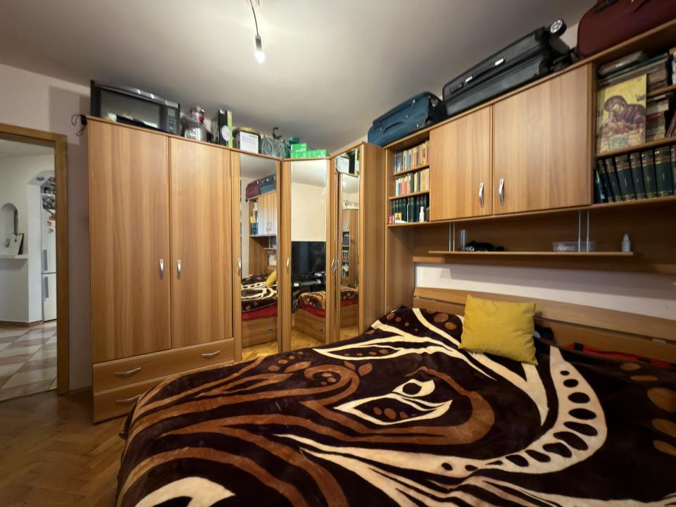 Apartament 3 camere, 63mp, etaj 1 - Zona Soarelui