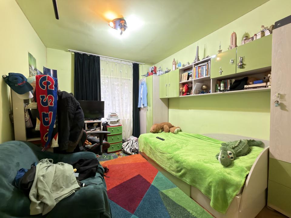 Apartament 3 camere, 63mp, etaj 1 - Zona Soarelui
