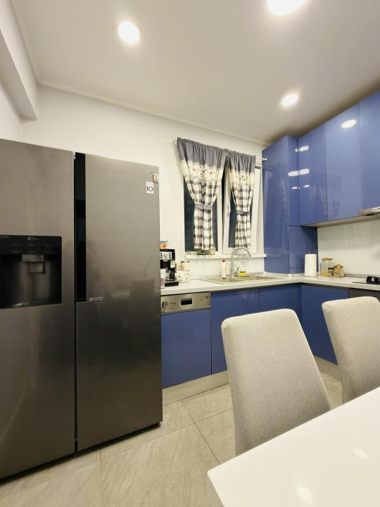 Apartamnet 3 camere, decomandat, etaj 1, 2 locuri de parcare in Braytim