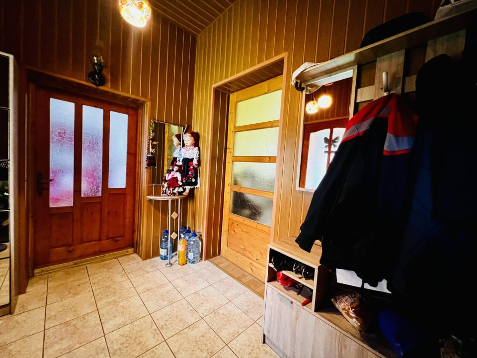 Casa Individuala 7 camere + teren 1735 mp - Localitatea Liebling- COMISION 0 %