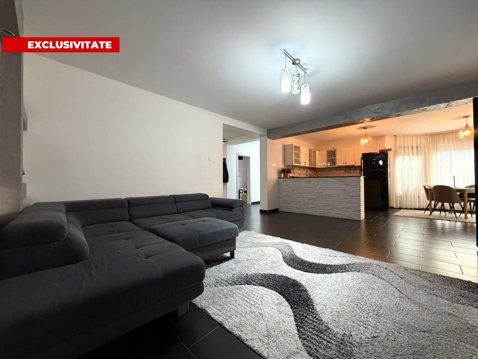 Casa Individuală, 160mp utili, 576mp teren, 5 camere,mobilat - Sanandrei