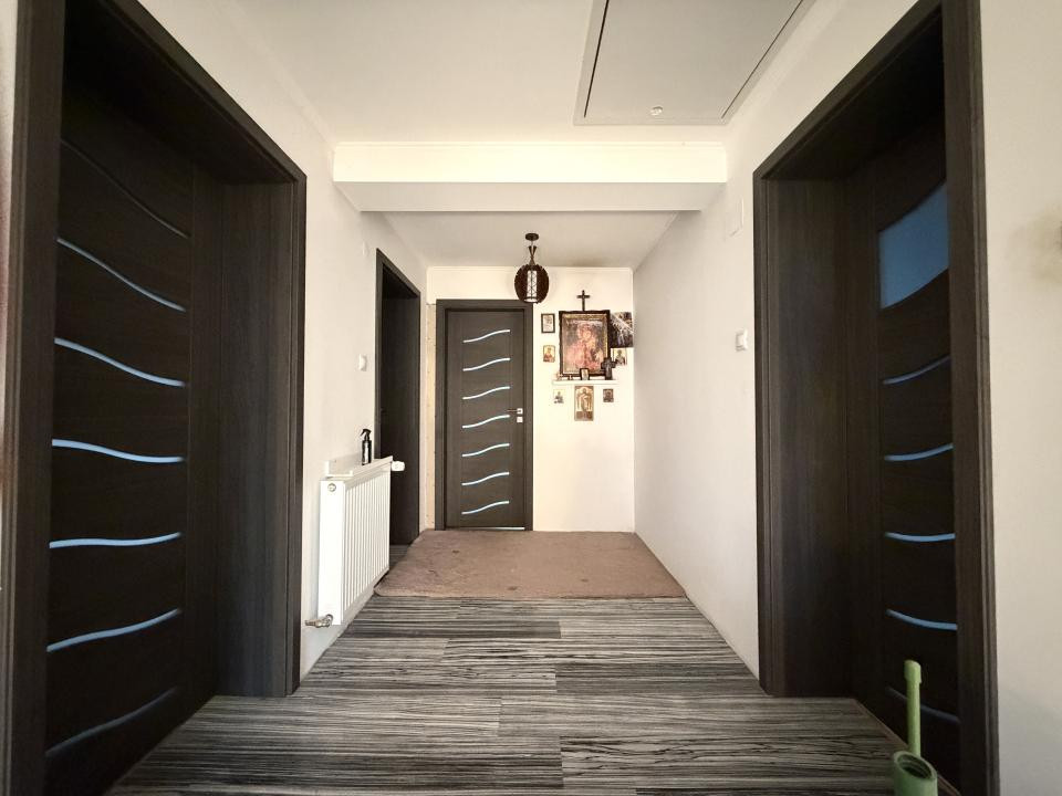 Casa Individuală, 160mp utili, 576mp teren, 5 camere,mobilat - Sanandrei