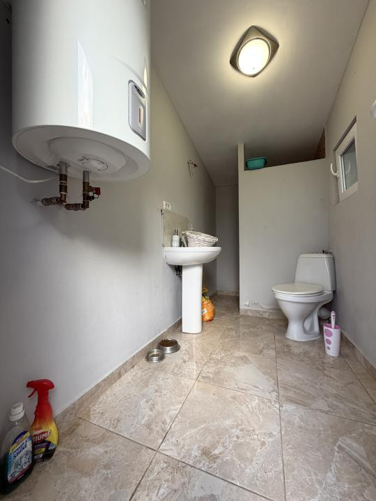 Casa Individuală, 160mp utili, 576mp teren, 5 camere,mobilat - Sanandrei