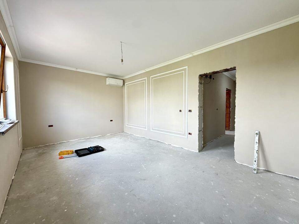 Duplex modern, 4 camere, 124 mp utili, 303 mp teren - Ghiroda